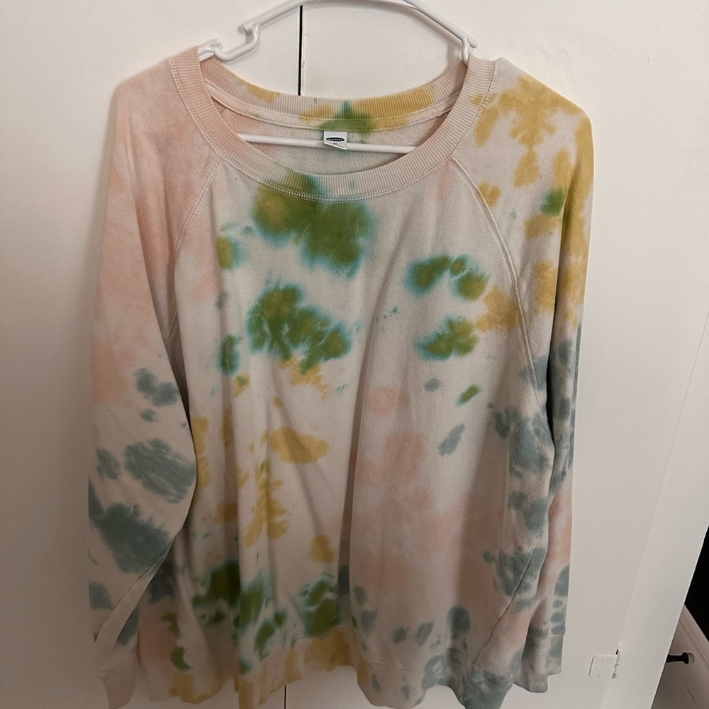 Old Navy sweatshirt